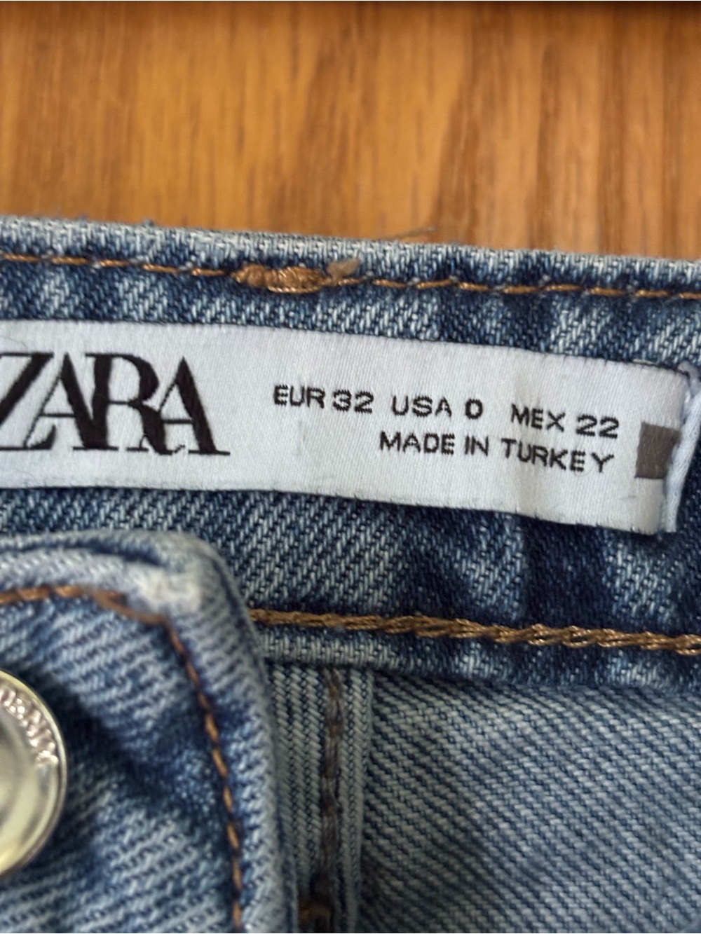 Zara Light Blue Straight-Leg Distressed Jeans - Picture 4 of 8